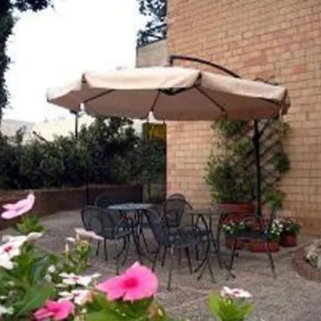 Hotel Anna Nord 3*